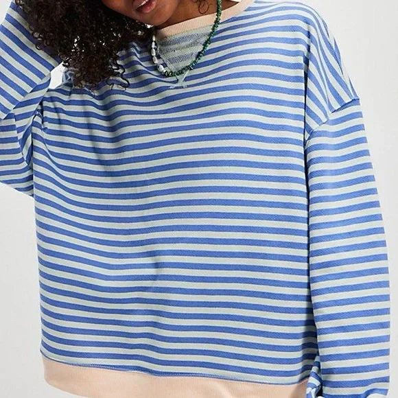 Free People Classic Oversized Long Sleeve Crewneck - Picture 2 of 5